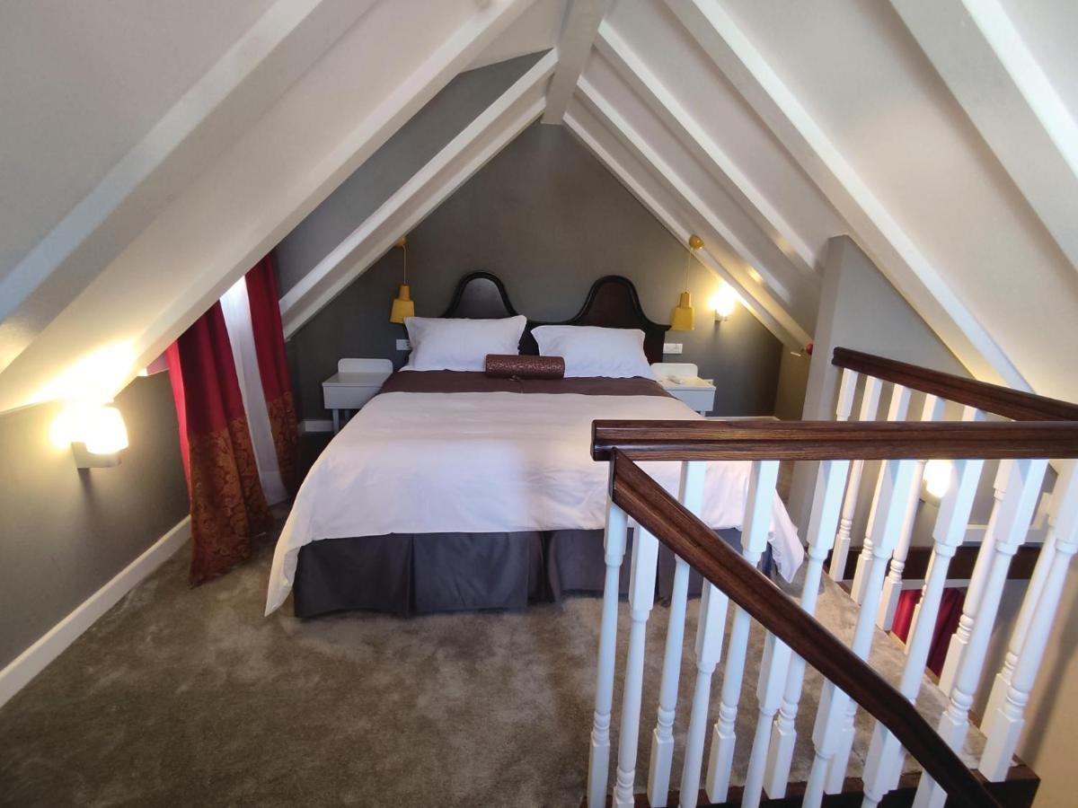 เซ็นจูรี 12 เฮอริเทจ โฮเต็ล Hotel โตรกีร์ ภายนอก รูปภาพ